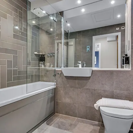 Ξενοδοχείο με διαμερίσματα Roomzzz