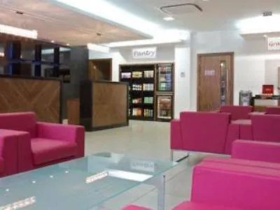 Roomzzz 4* Λιντς