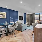 Roomzzz 4* Λιντς