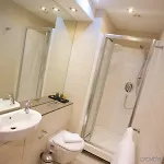 Roomzzz 4* Λιντς