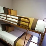 Roomzzz Λιντς