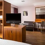 Ξενοδοχείο με διαμερίσματα Roomzzz Λιντς