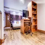 Roomzzz Ξενοδοχείο με διαμερίσματα Λιντς