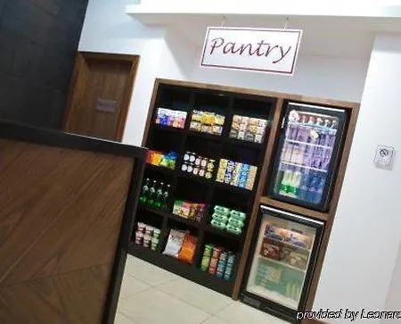 利兹市罗姆兹酒店 公寓式酒店 4*